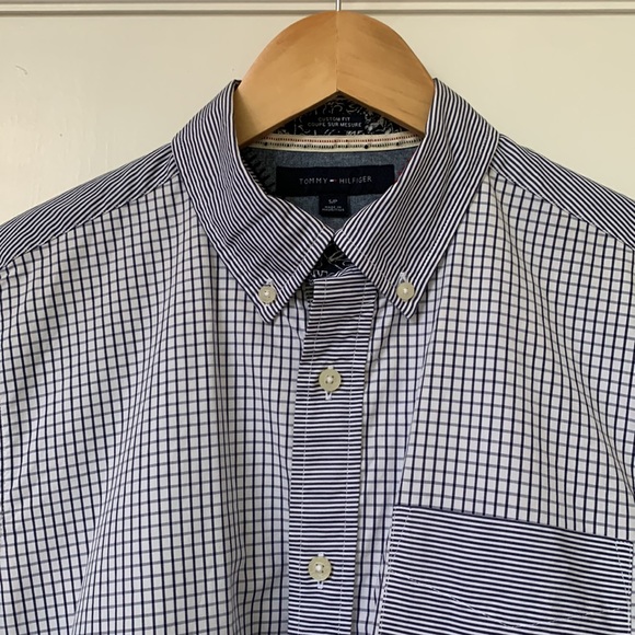 Tommy Hilfiger Short Sleeve Button down shirt Men’s Size S - Picture 8 of 8